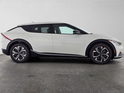 2024 Kia EV6 Light