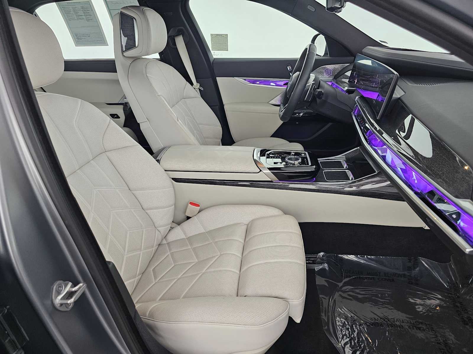 2023 BMW 7 Series 760i xDrive