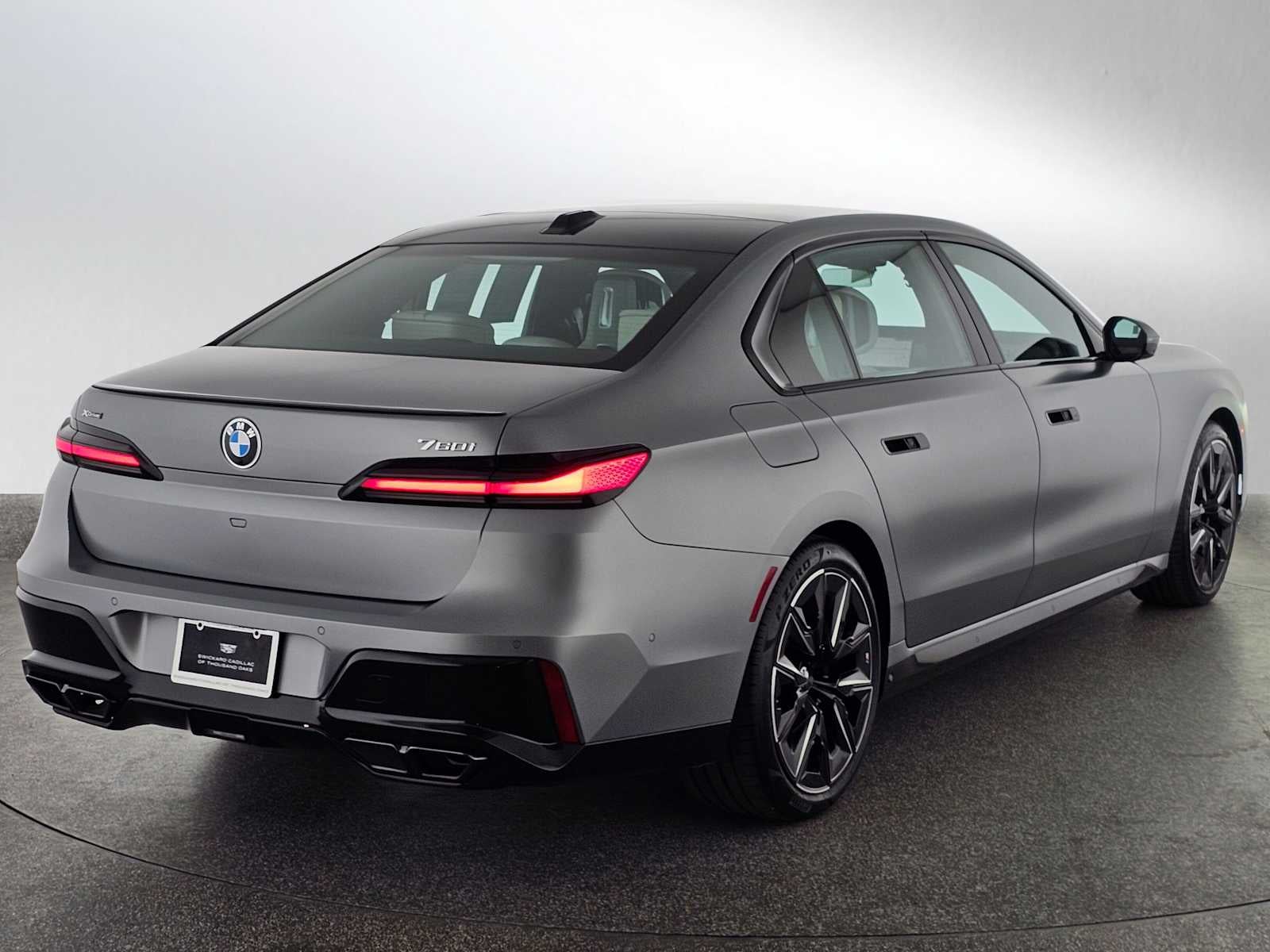 2023 BMW 7 Series 760i xDrive