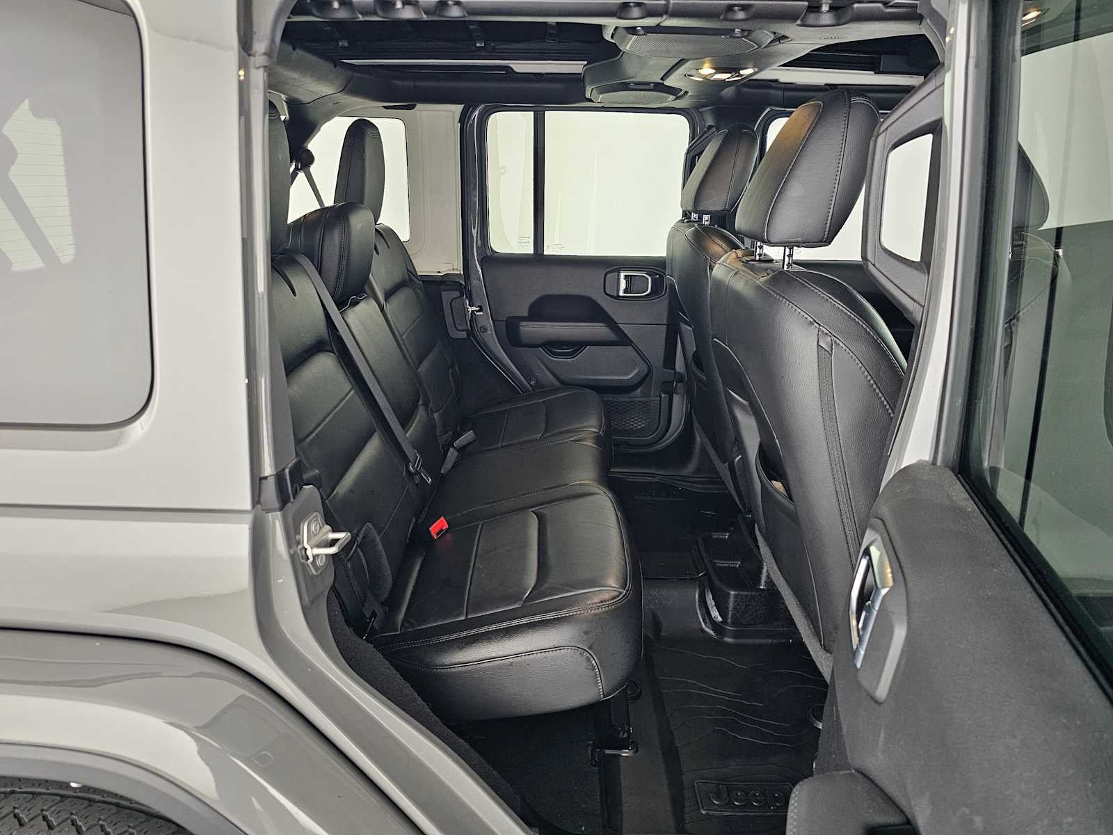 2021 Jeep Wrangler Unlimited Sahara Altitude