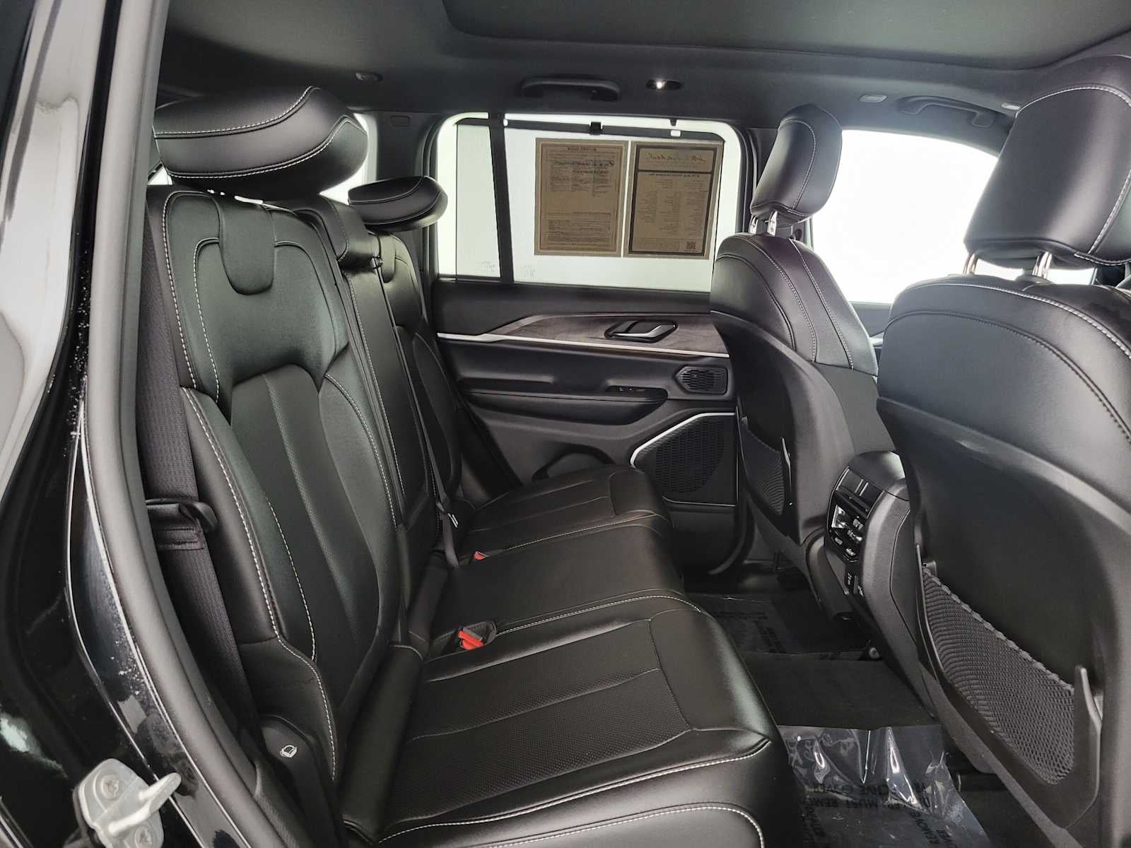 2024 Jeep Grand Cherokee 4xe Anniversary Edition