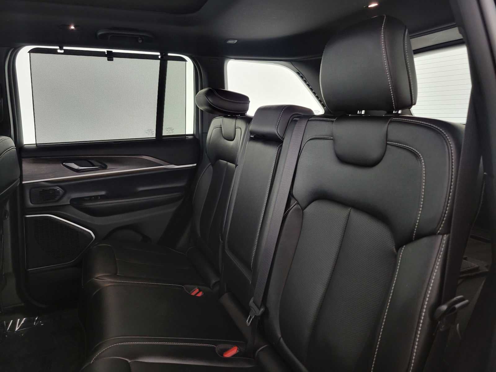 2024 Jeep Grand Cherokee 4xe Anniversary Edition