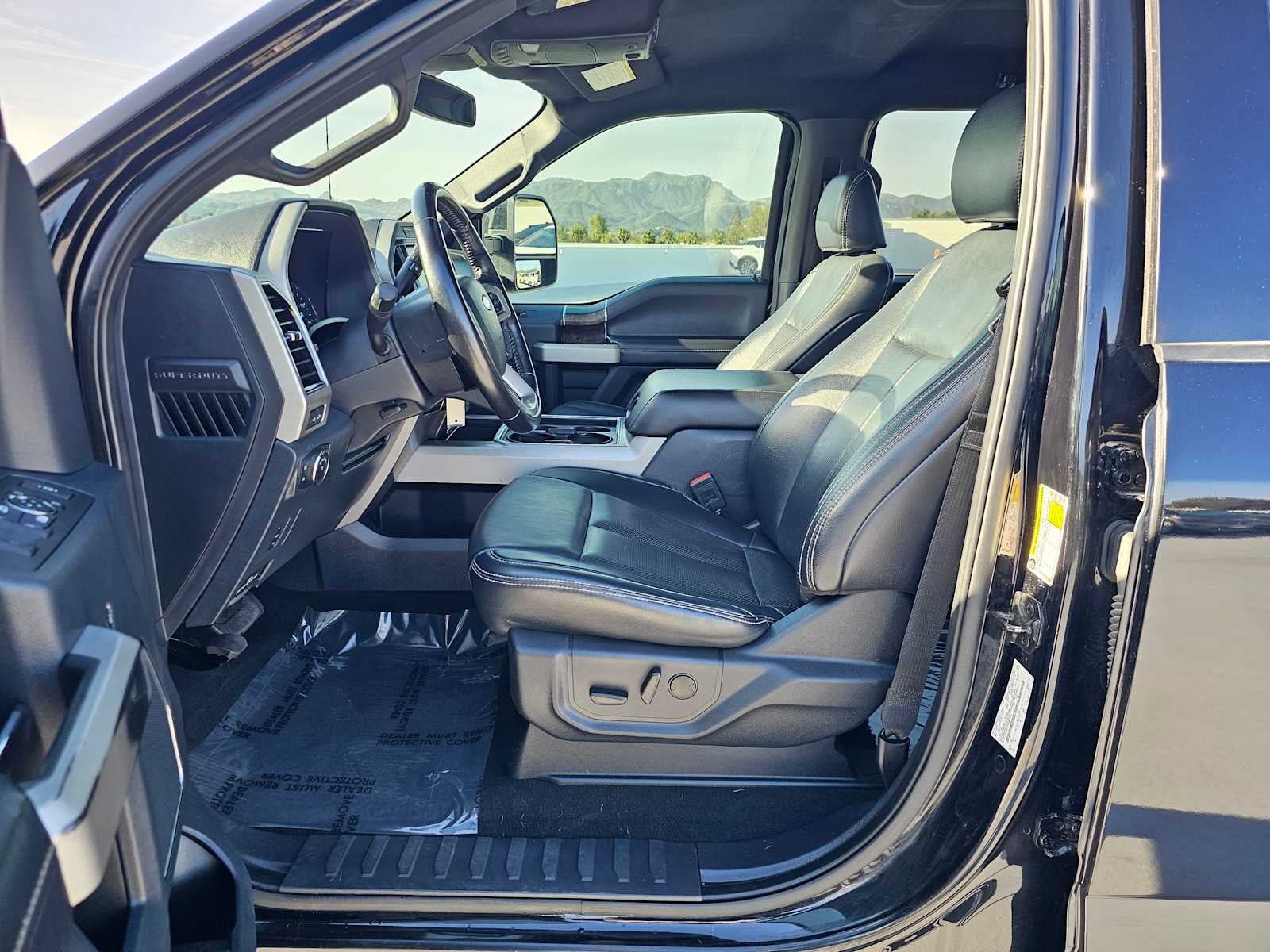 2022 Ford Super Duty F-250 SRW LARIAT