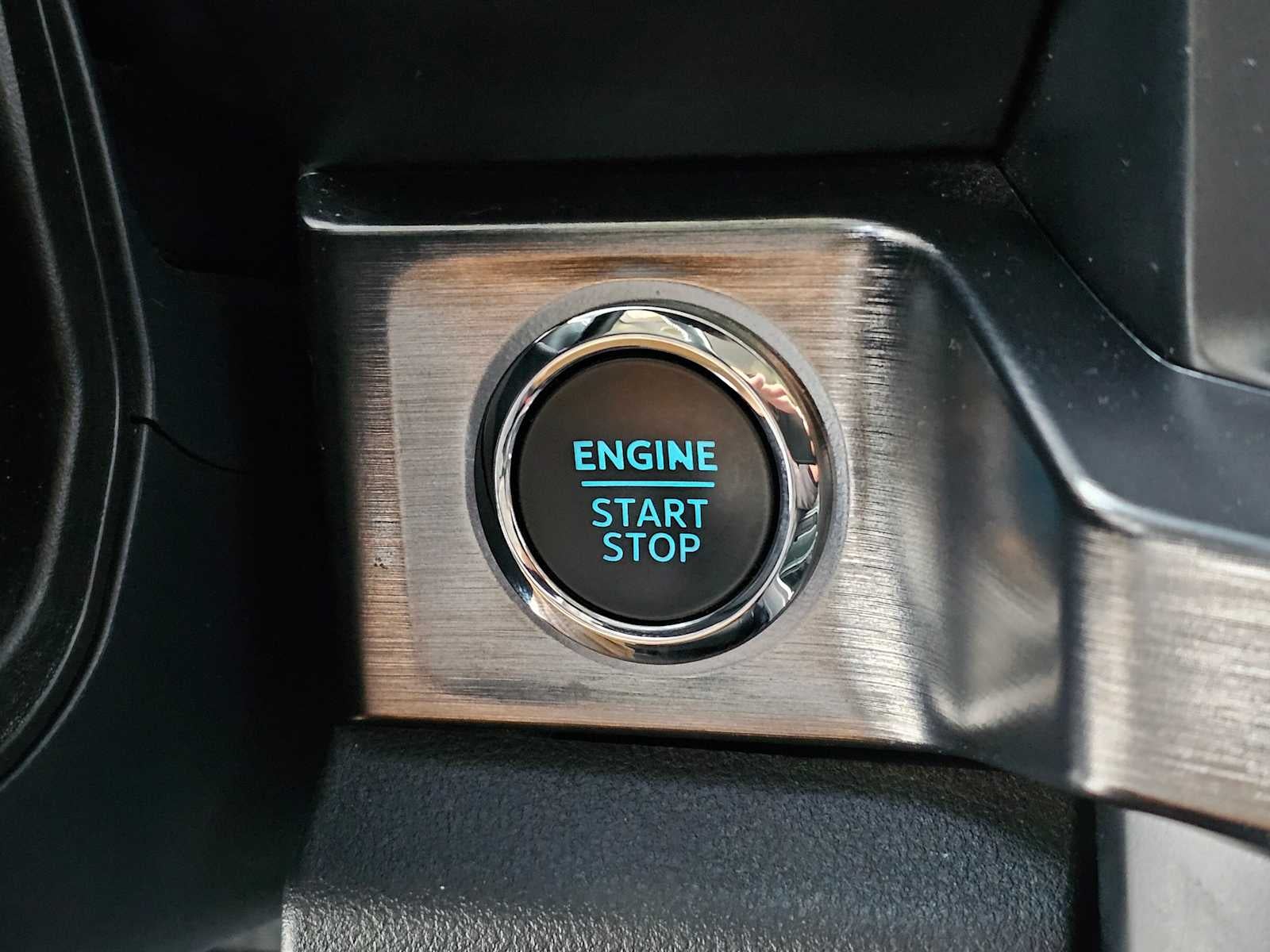 2023 Ford Super Duty F-250 SRW LARIAT