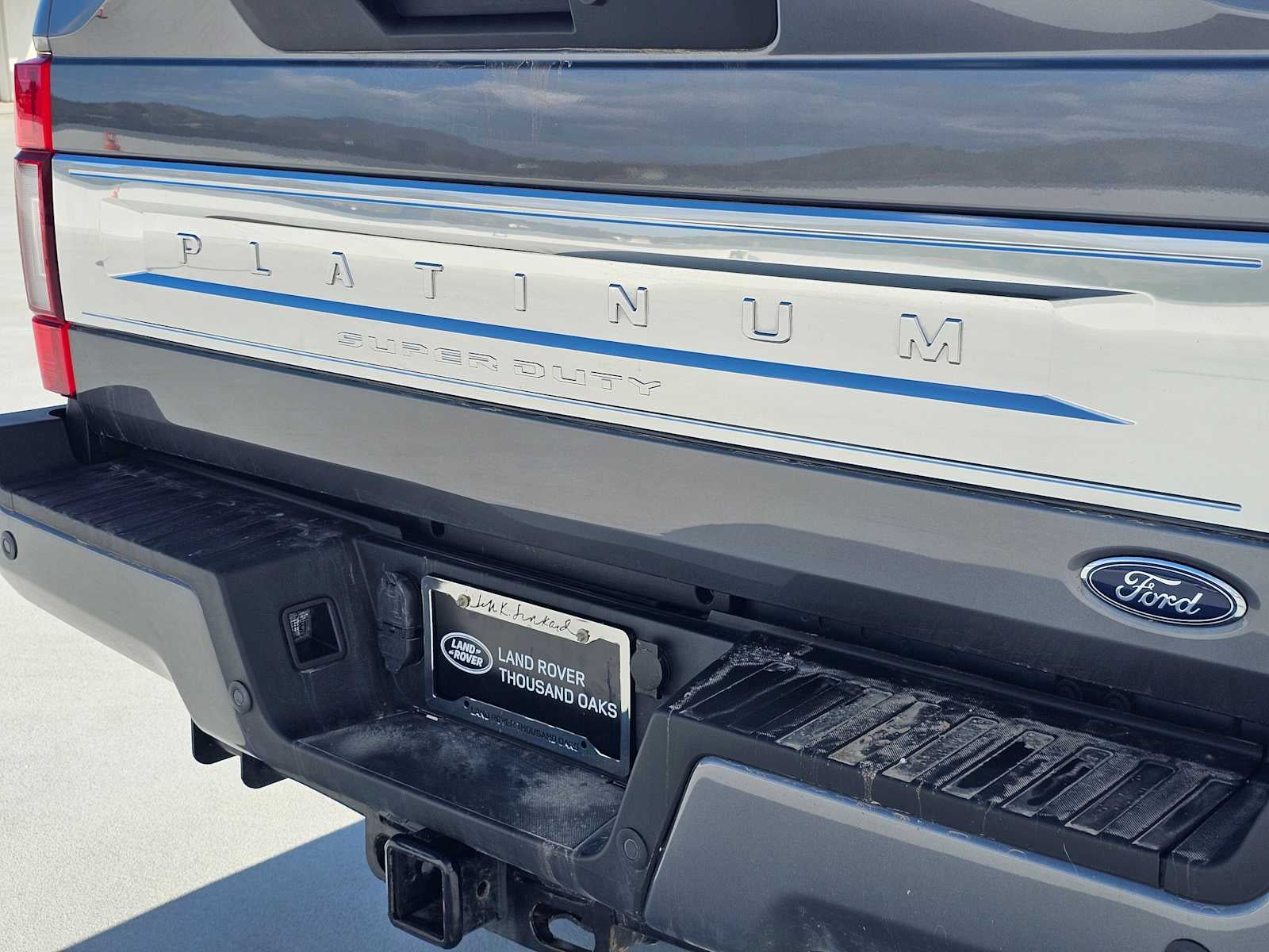 2022 Ford Super Duty F-350 SRW Pickup Platinum