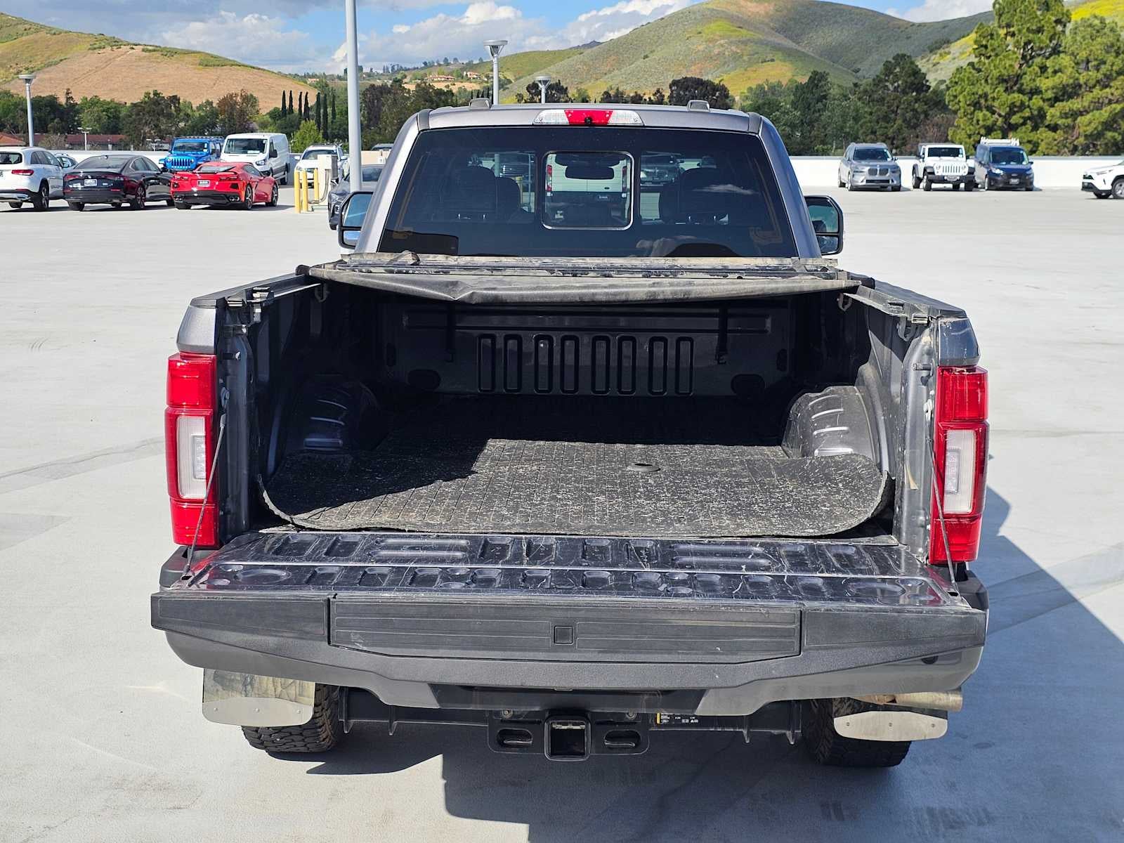 2022 Ford Super Duty F-350 SRW Pickup Platinum
