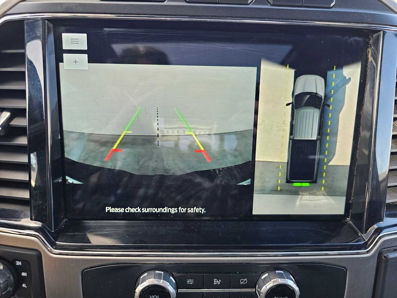 2022 Ford Super Duty F-350 SRW Pickup Platinum