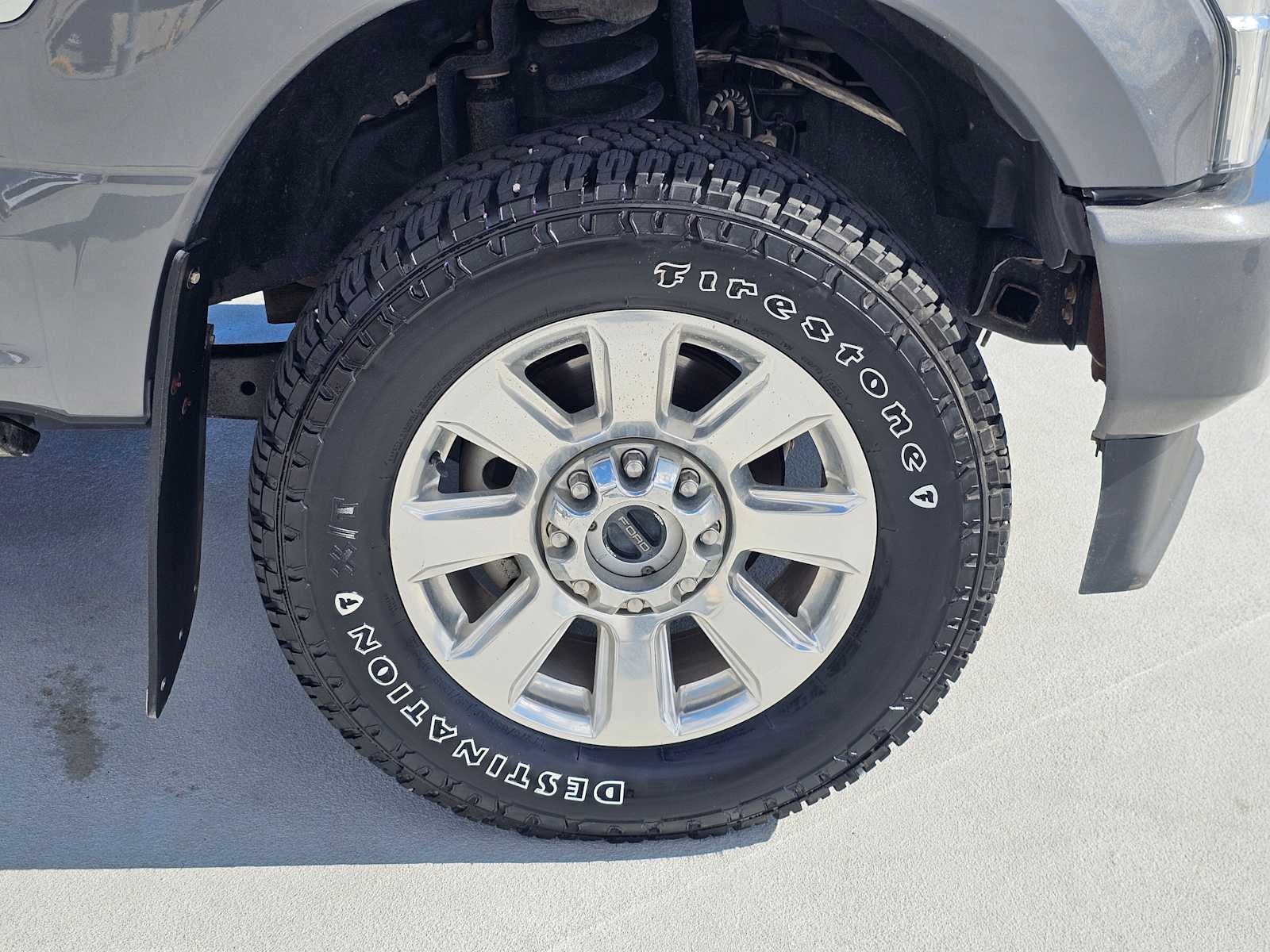 2022 Ford Super Duty F-350 SRW Pickup Platinum