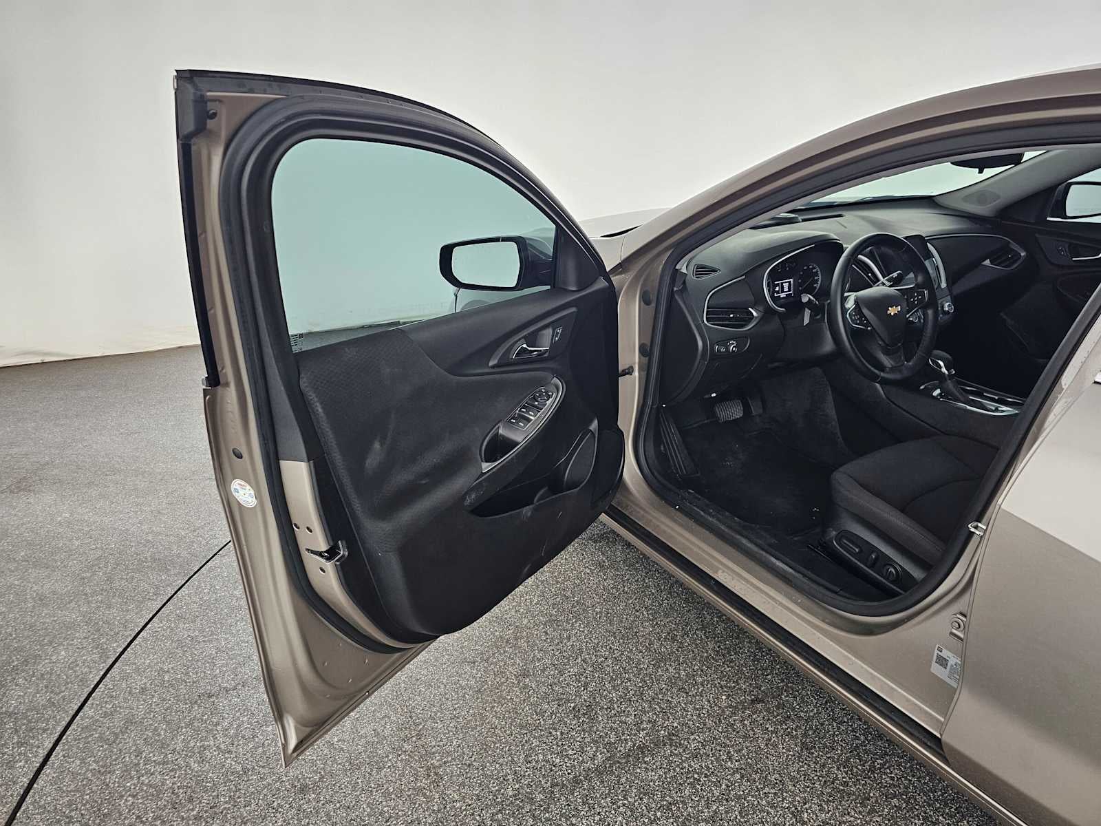 2025 Chevrolet Malibu RS