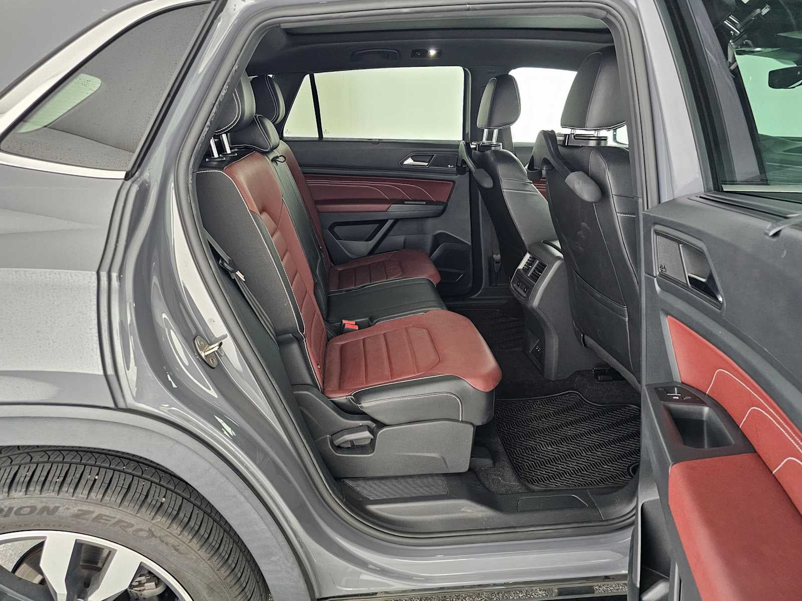 2021 Volkswagen Atlas Cross Sport 3.6L V6 SEL Premium R-Line
