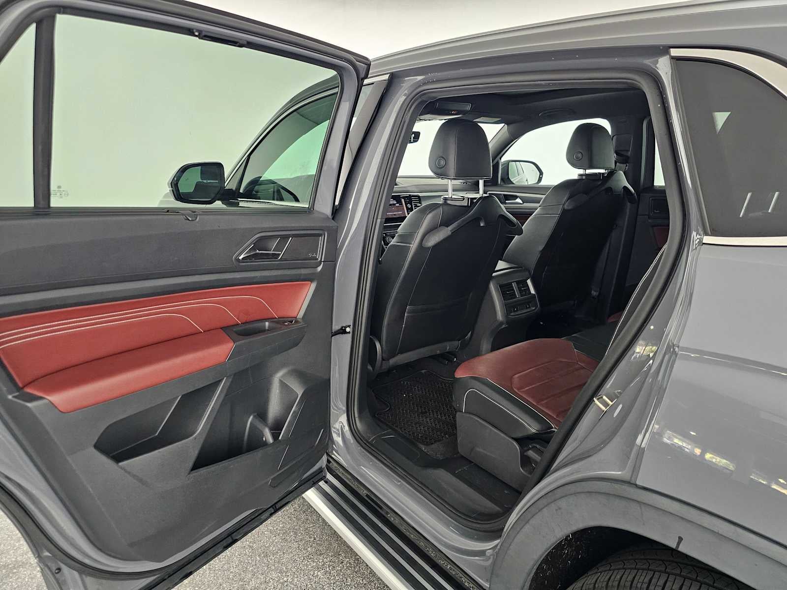 2021 Volkswagen Atlas Cross Sport 3.6L V6 SEL Premium R-Line