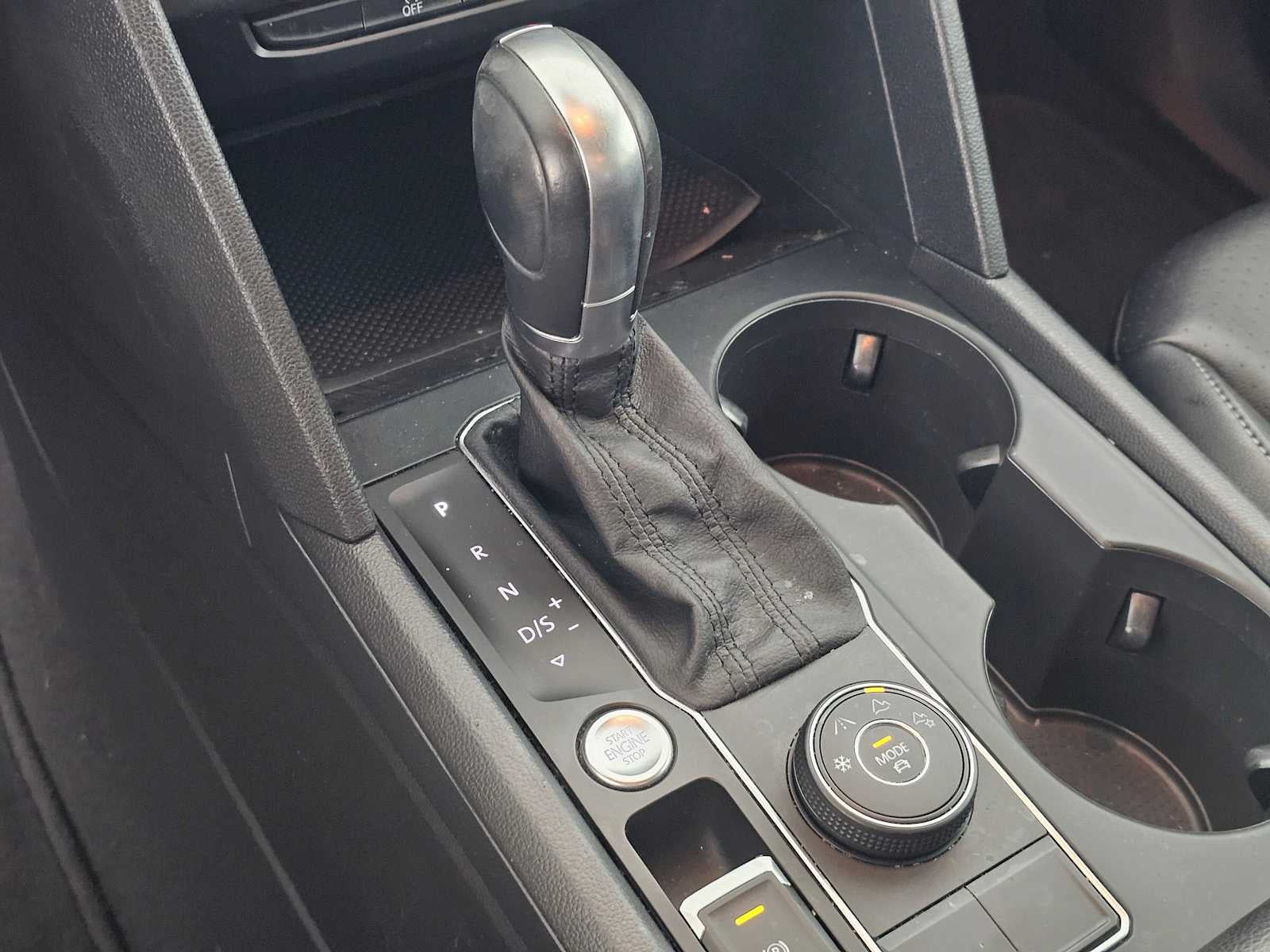 2019 Volkswagen Atlas 3.6L V6 SE w/Technology R-Line