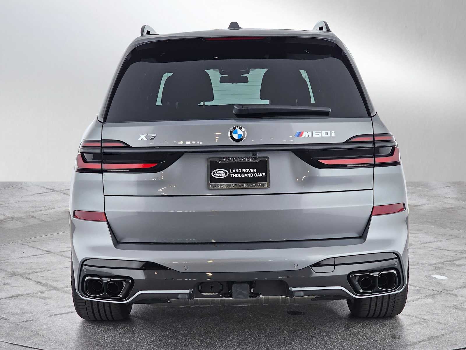 2024 BMW X7 M60i