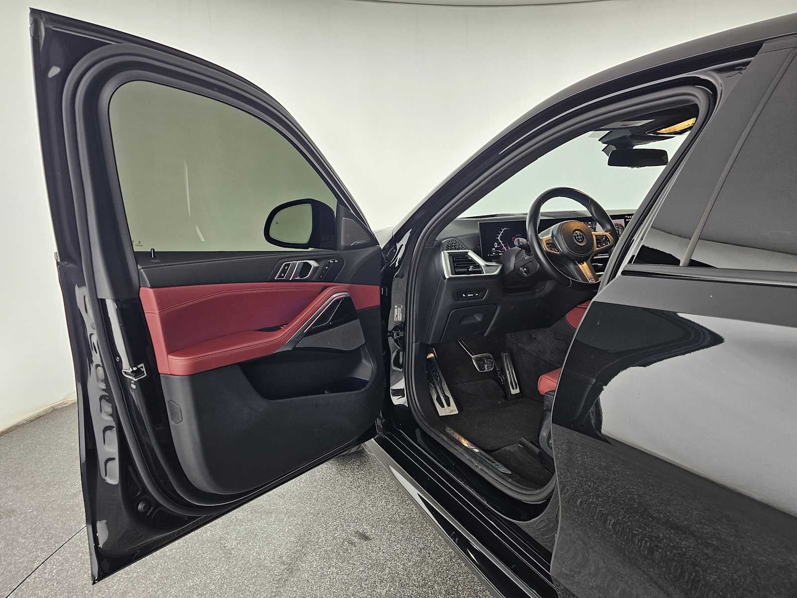 2024 BMW X6 xDrive40i