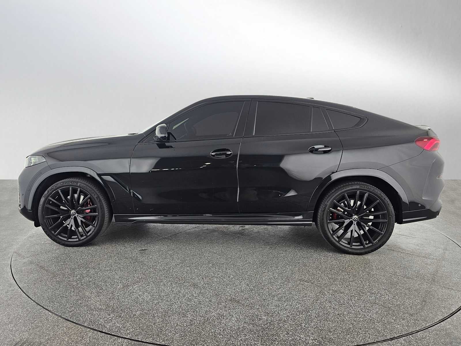 2024 BMW X6 xDrive40i