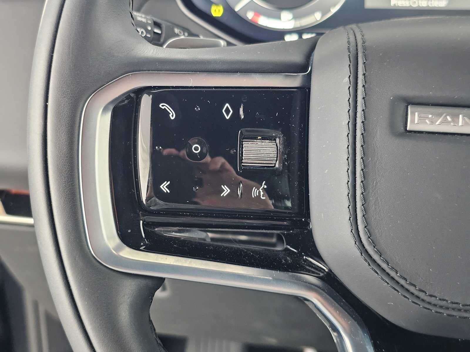 2023 Land Rover Range Rover Sport SE