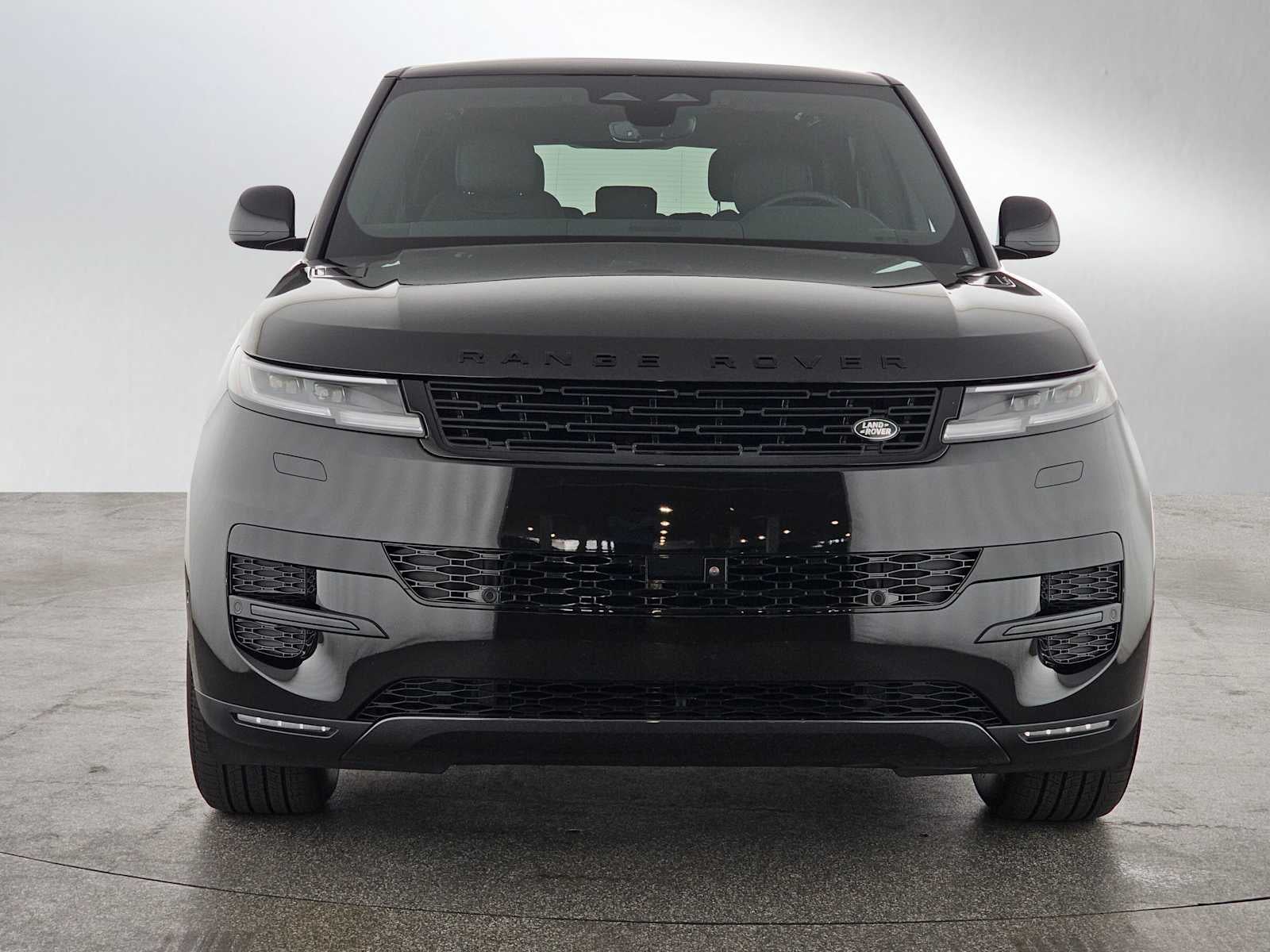 2026 Land Rover Range Rover Sport SE