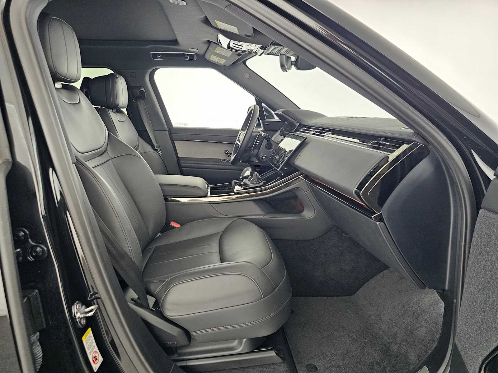 2024 Land Rover Range Rover Sport SE