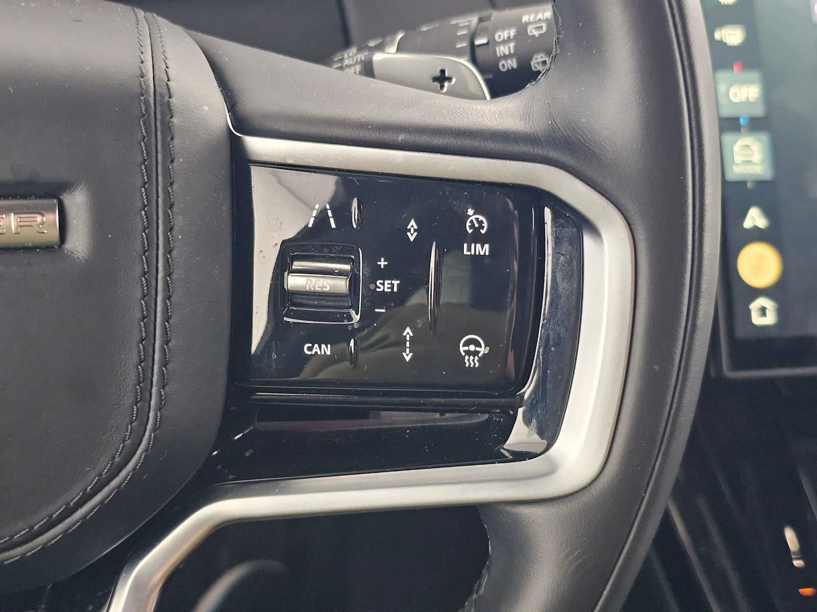 2024 Land Rover Range Rover Sport SE