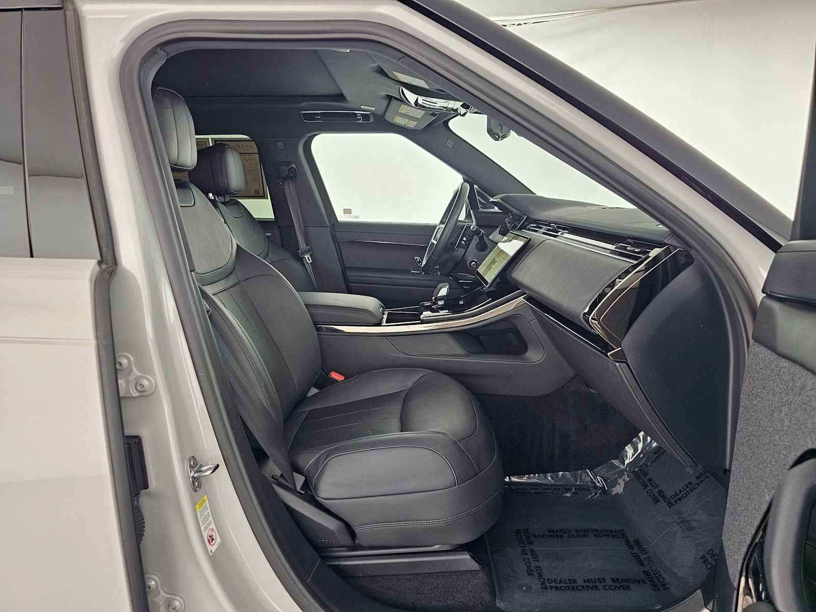 2024 Land Rover Range Rover Sport SE