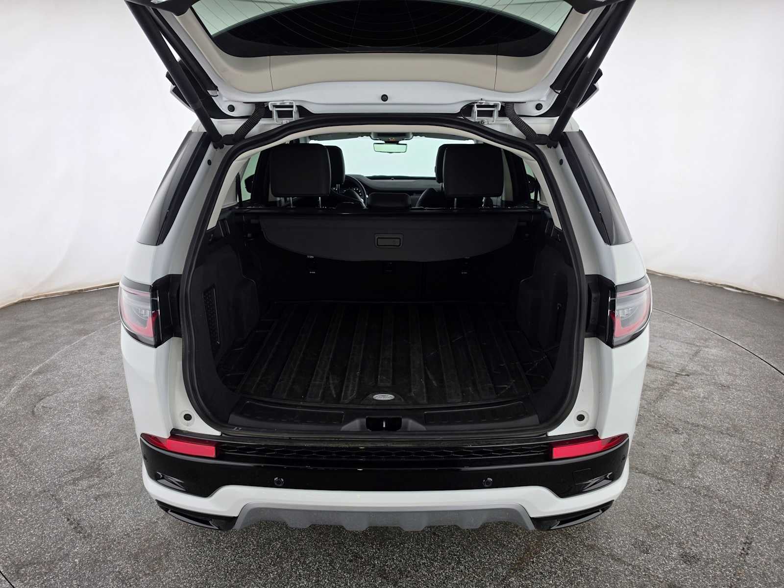 2025 Land Rover Discovery Sport S