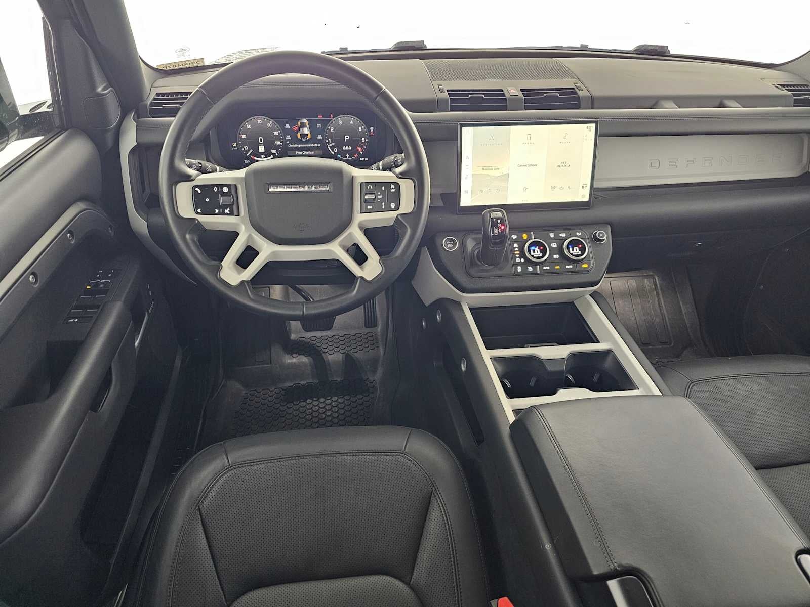 2025 Land Rover Defender X-Dynamic SE