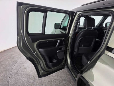 2024 Land Rover Defender X-Dynamic SE