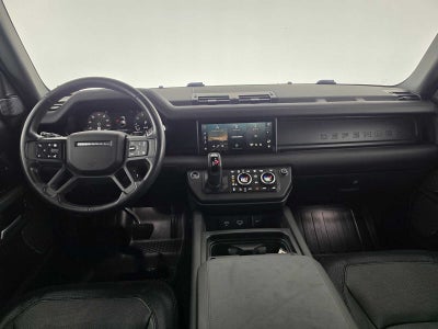 2024 Land Rover Defender X-Dynamic SE