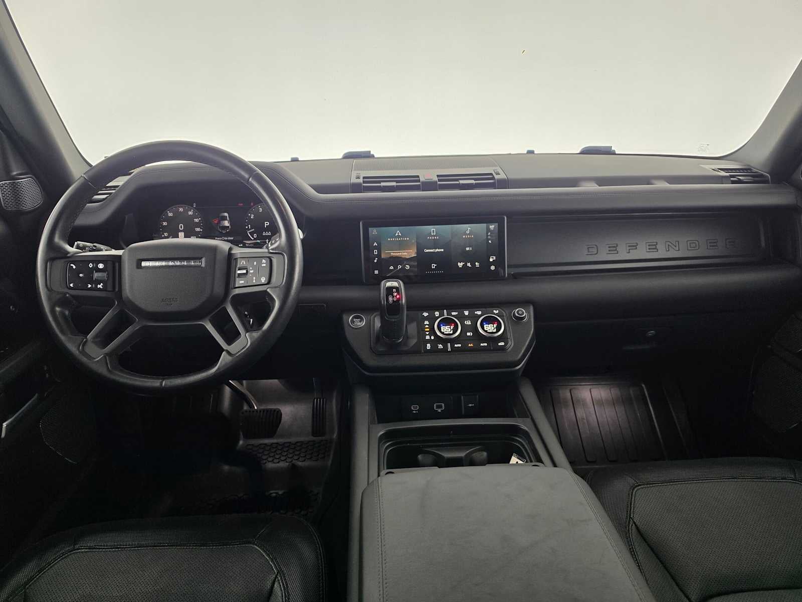 2024 Land Rover Defender X-Dynamic SE