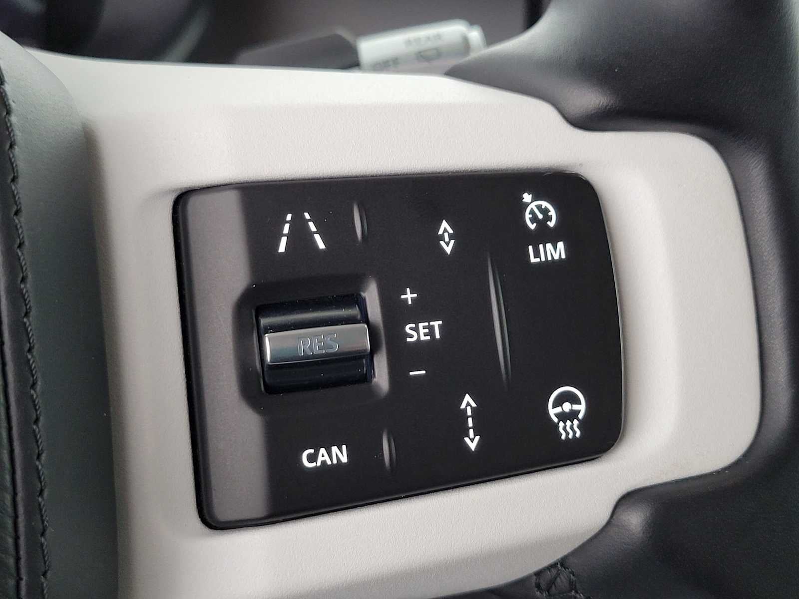 2020 Land Rover Defender HSE