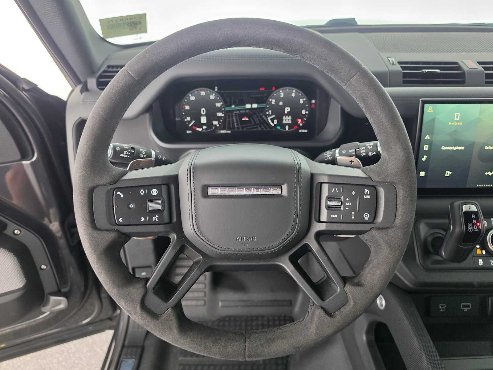 2024 Land Rover Defender V8
