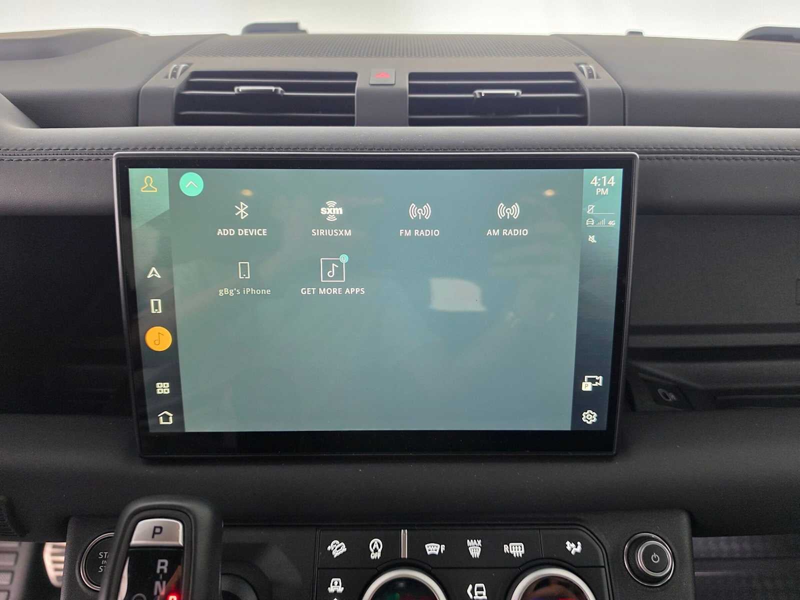 2024 Land Rover Defender V8
