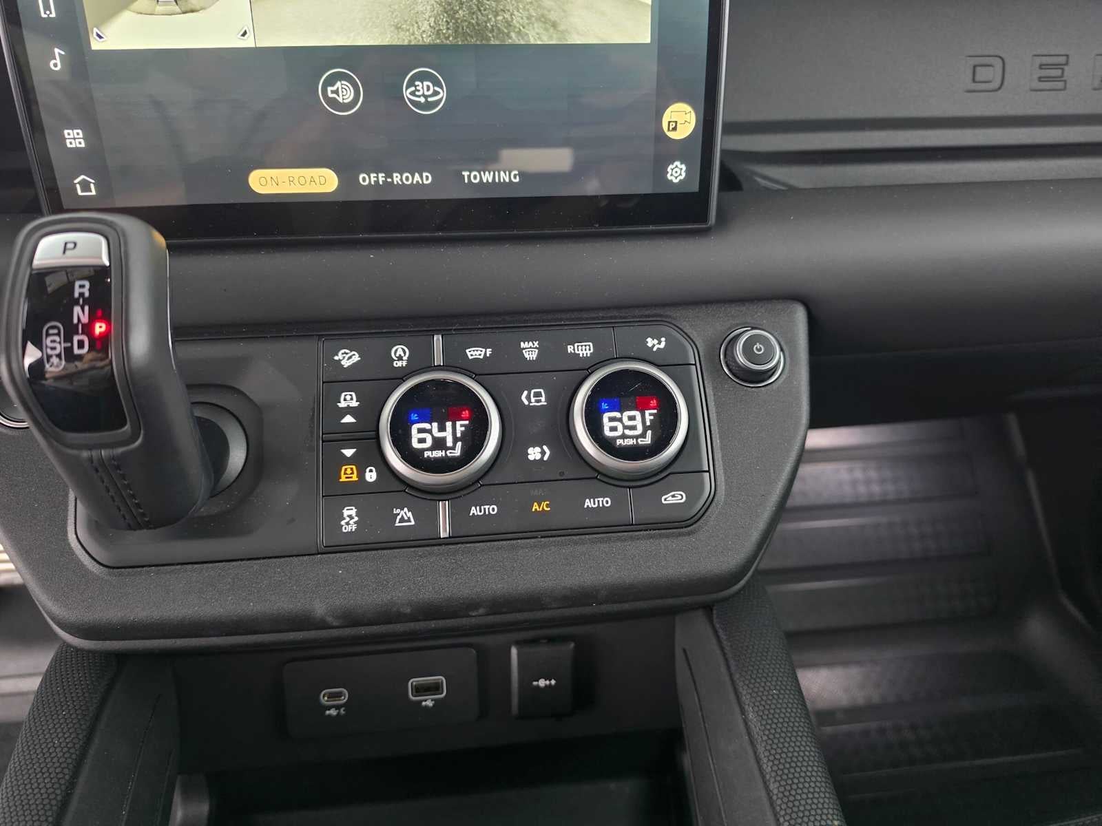 2024 Land Rover Defender V8