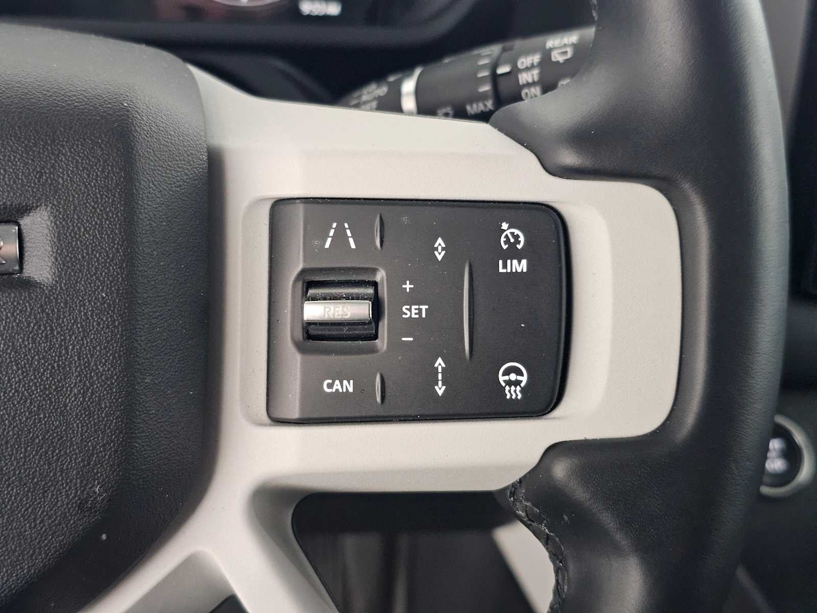 2025 Land Rover Defender S