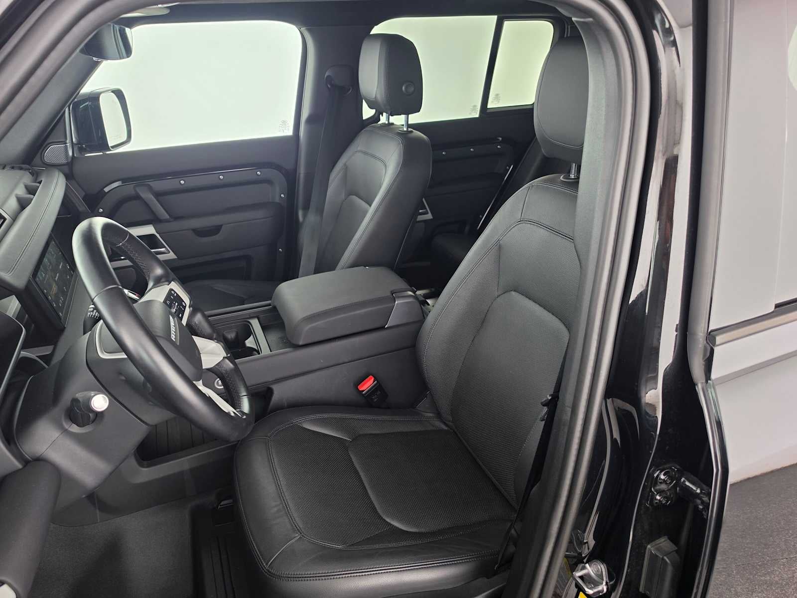 2024 Land Rover Defender S