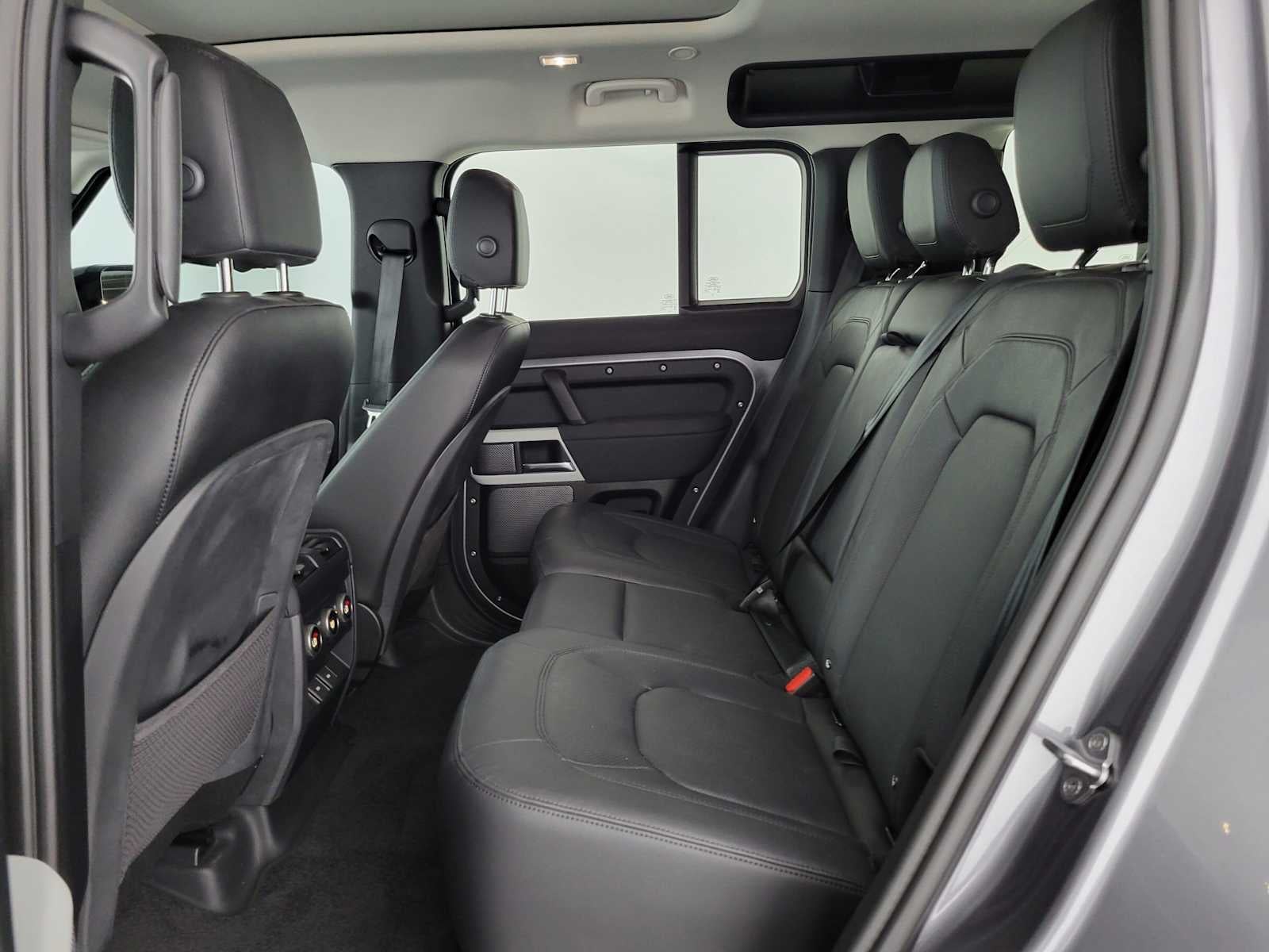 2023 Land Rover Defender S