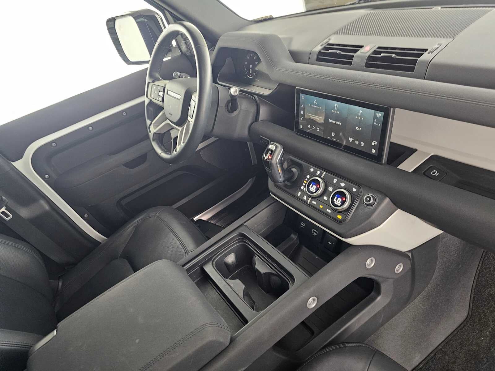 2023 Land Rover Defender S