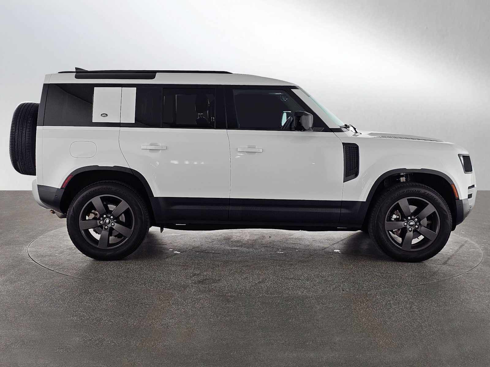 2023 Land Rover Defender S
