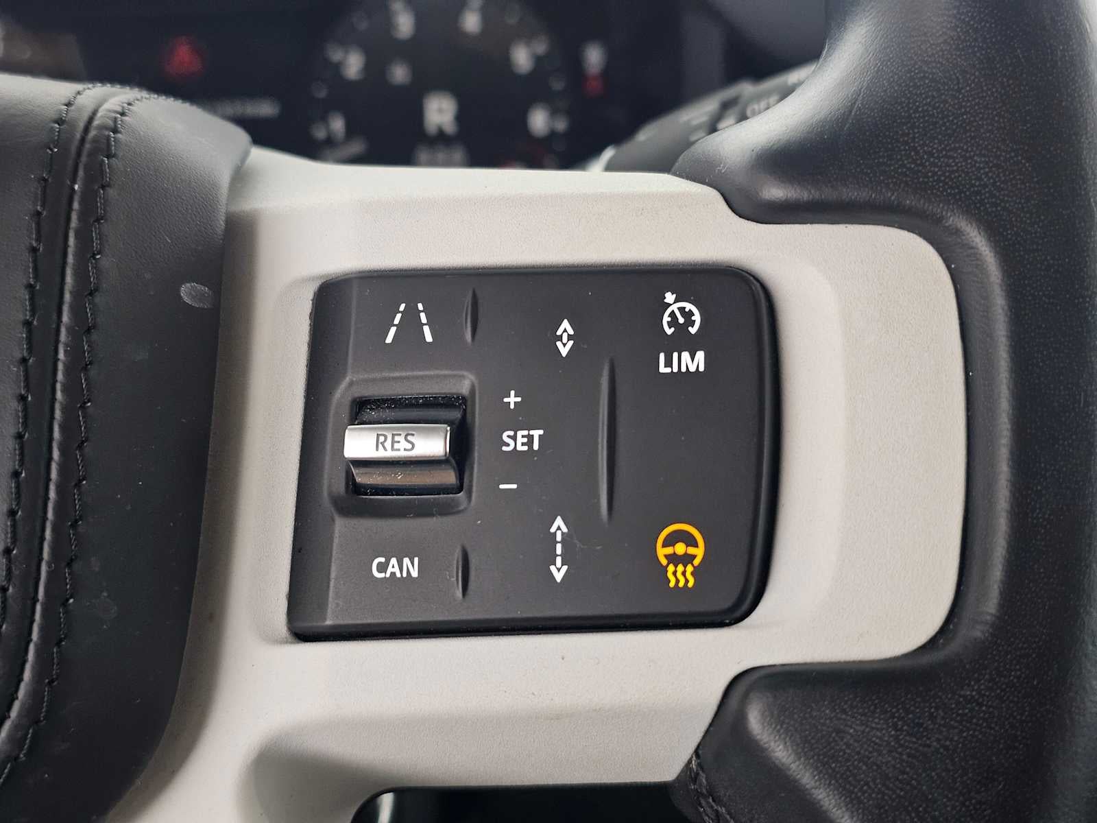 2024 Land Rover Defender S