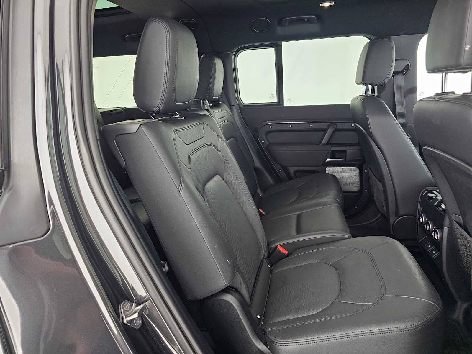 2023 Land Rover Defender S