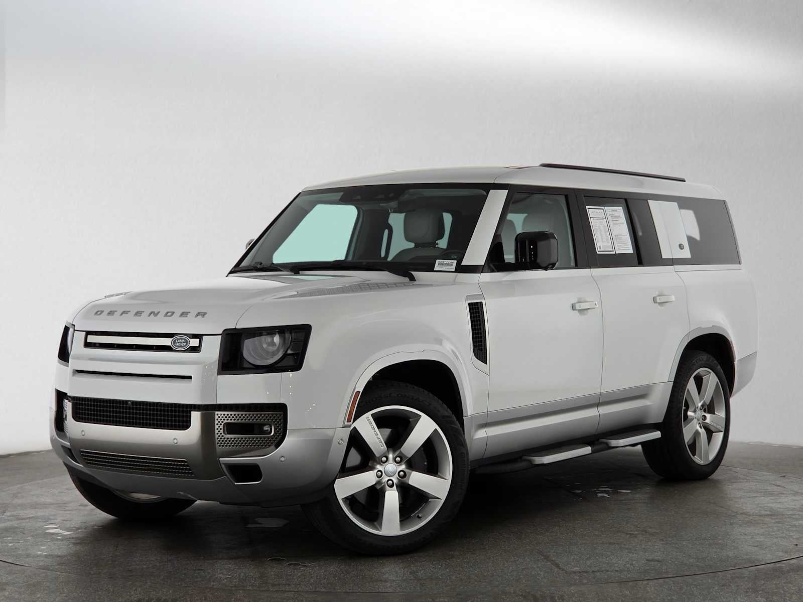 2023 Land Rover Defender First Edition