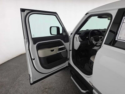 2023 Land Rover Defender First Edition