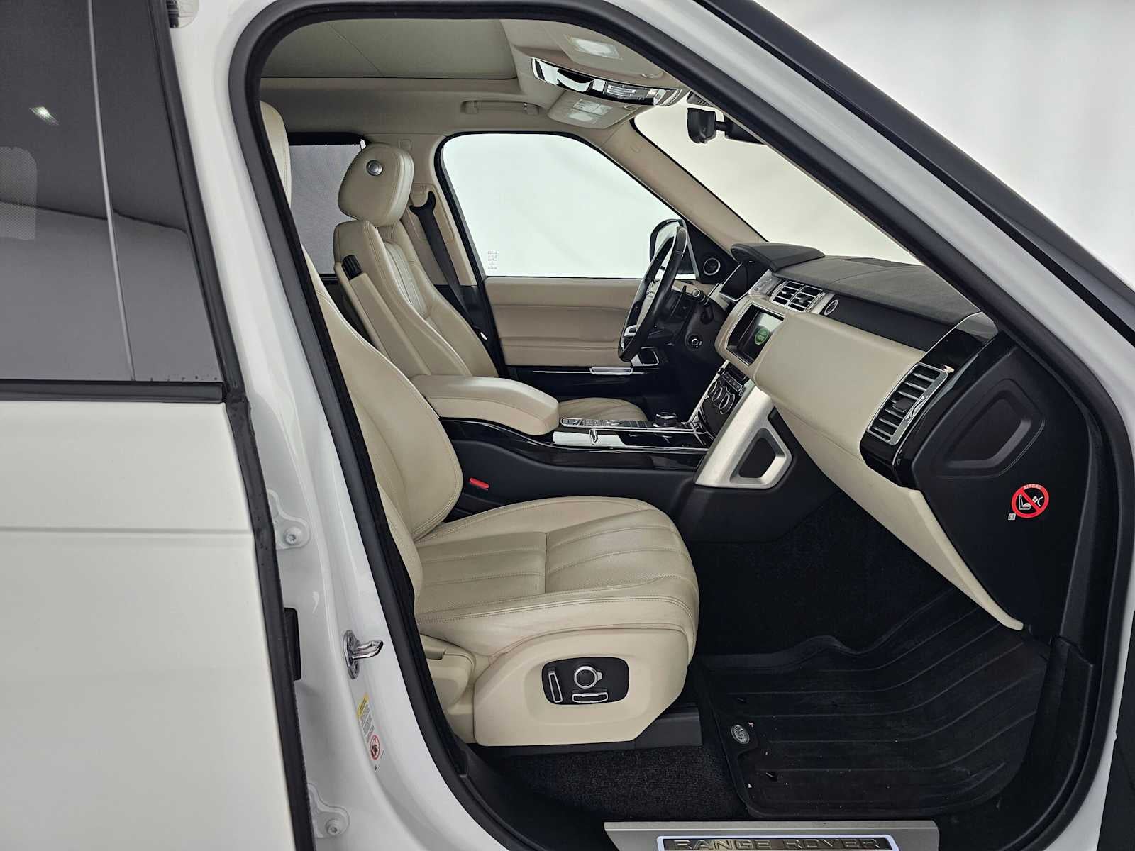 2017 Land Rover Range Rover V8 Supercharged LWB