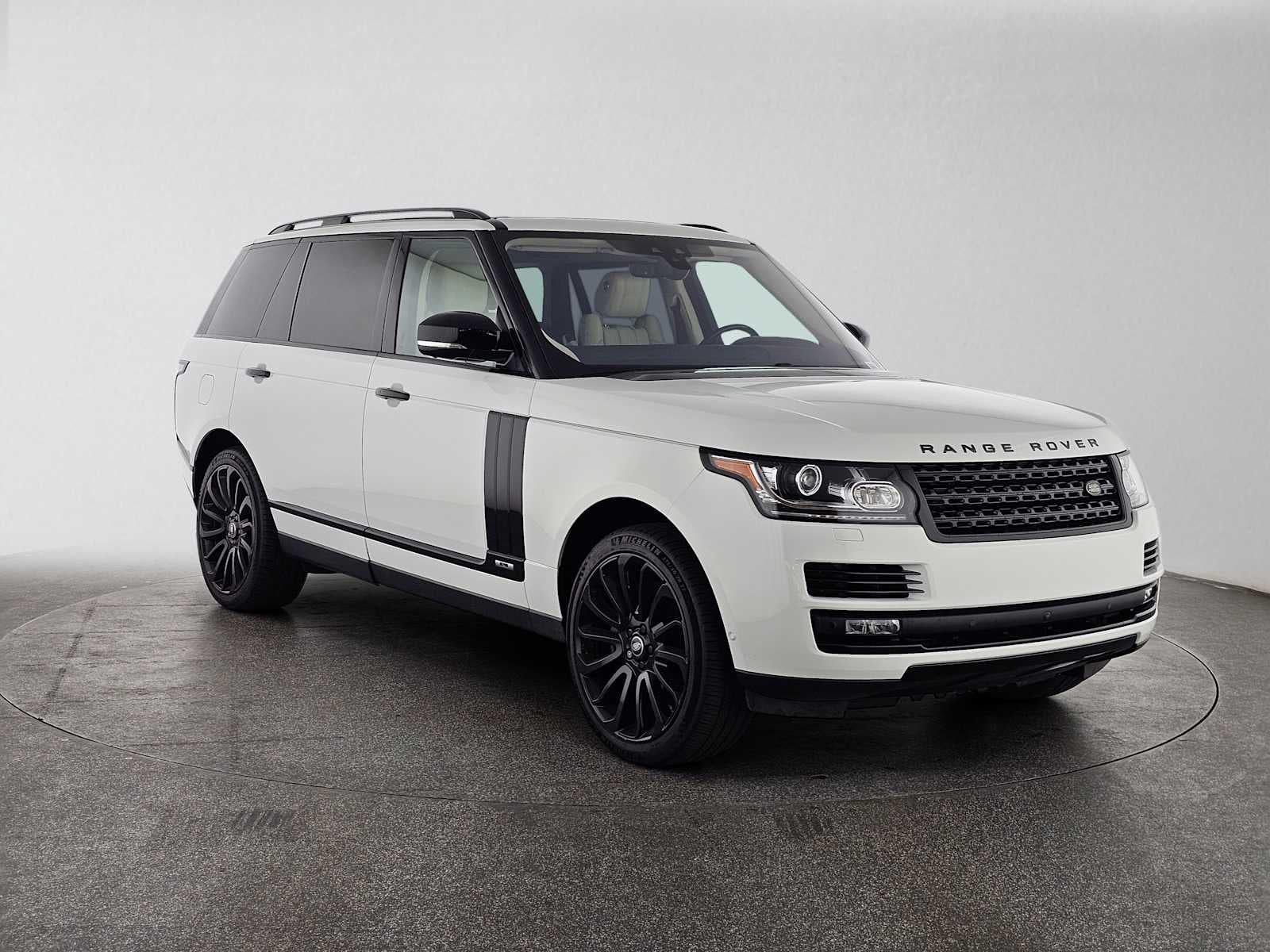 2017 Land Rover Range Rover V8 Supercharged LWB