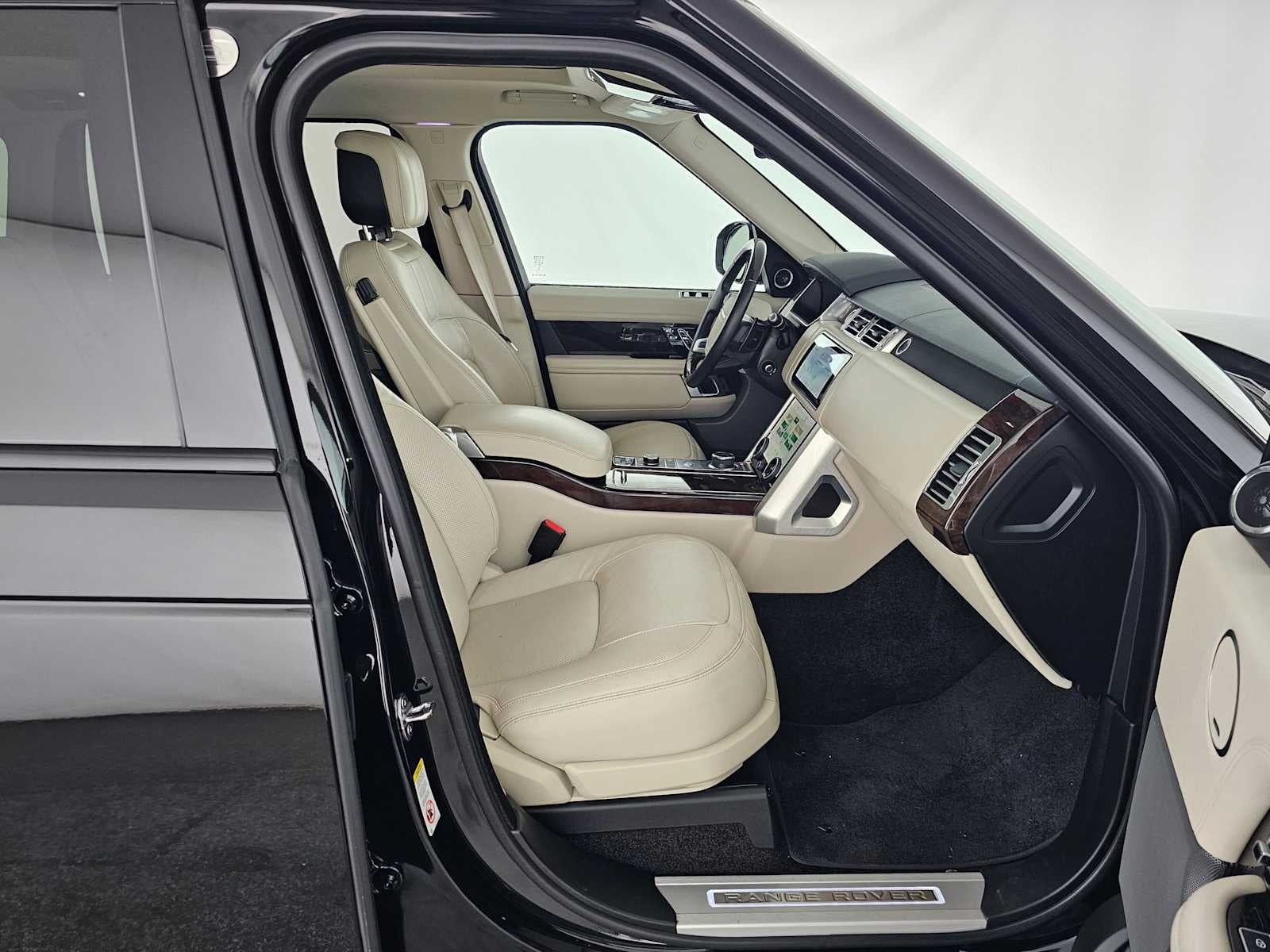 2020 Land Rover Range Rover LWB