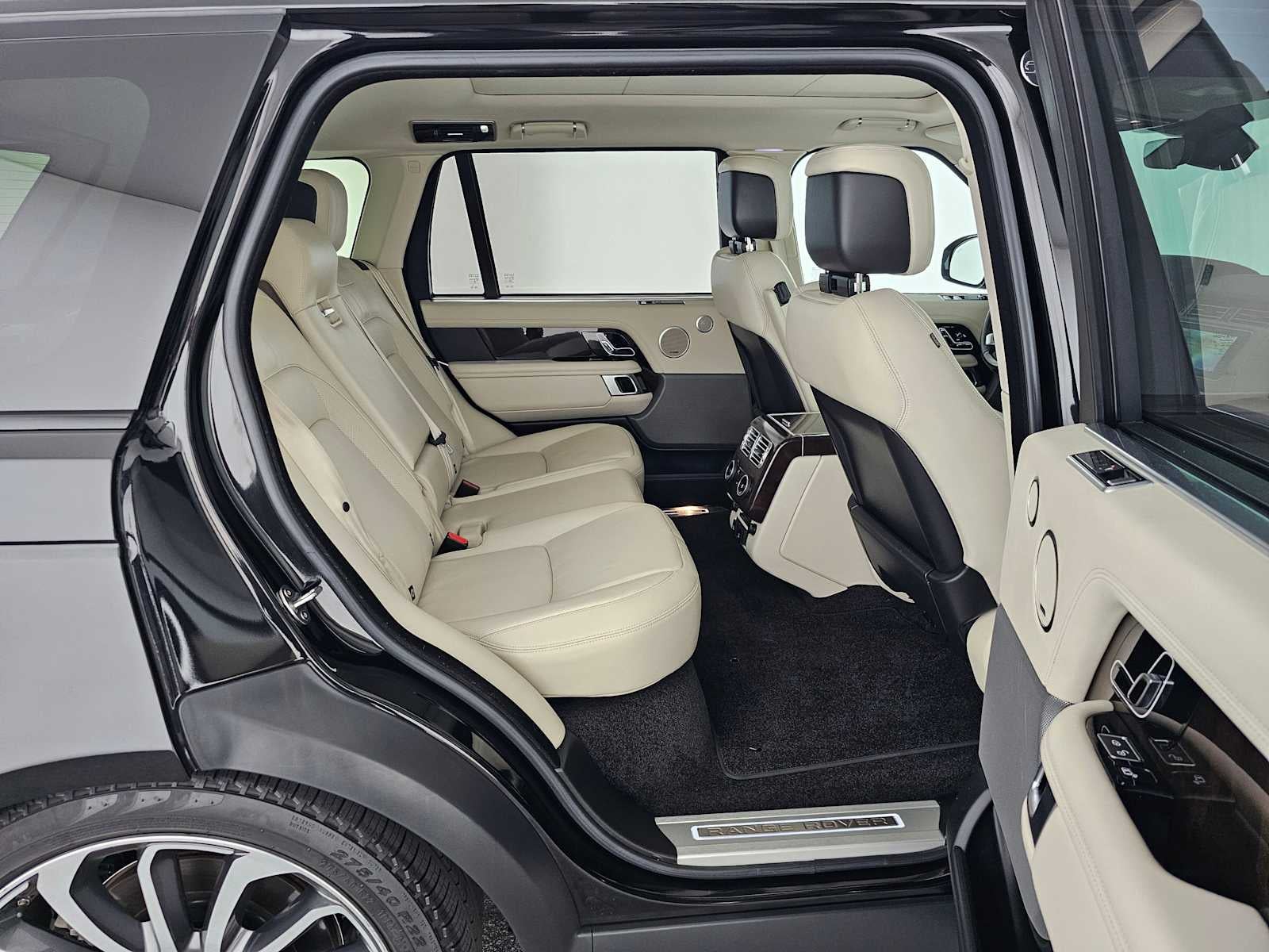 2020 Land Rover Range Rover LWB