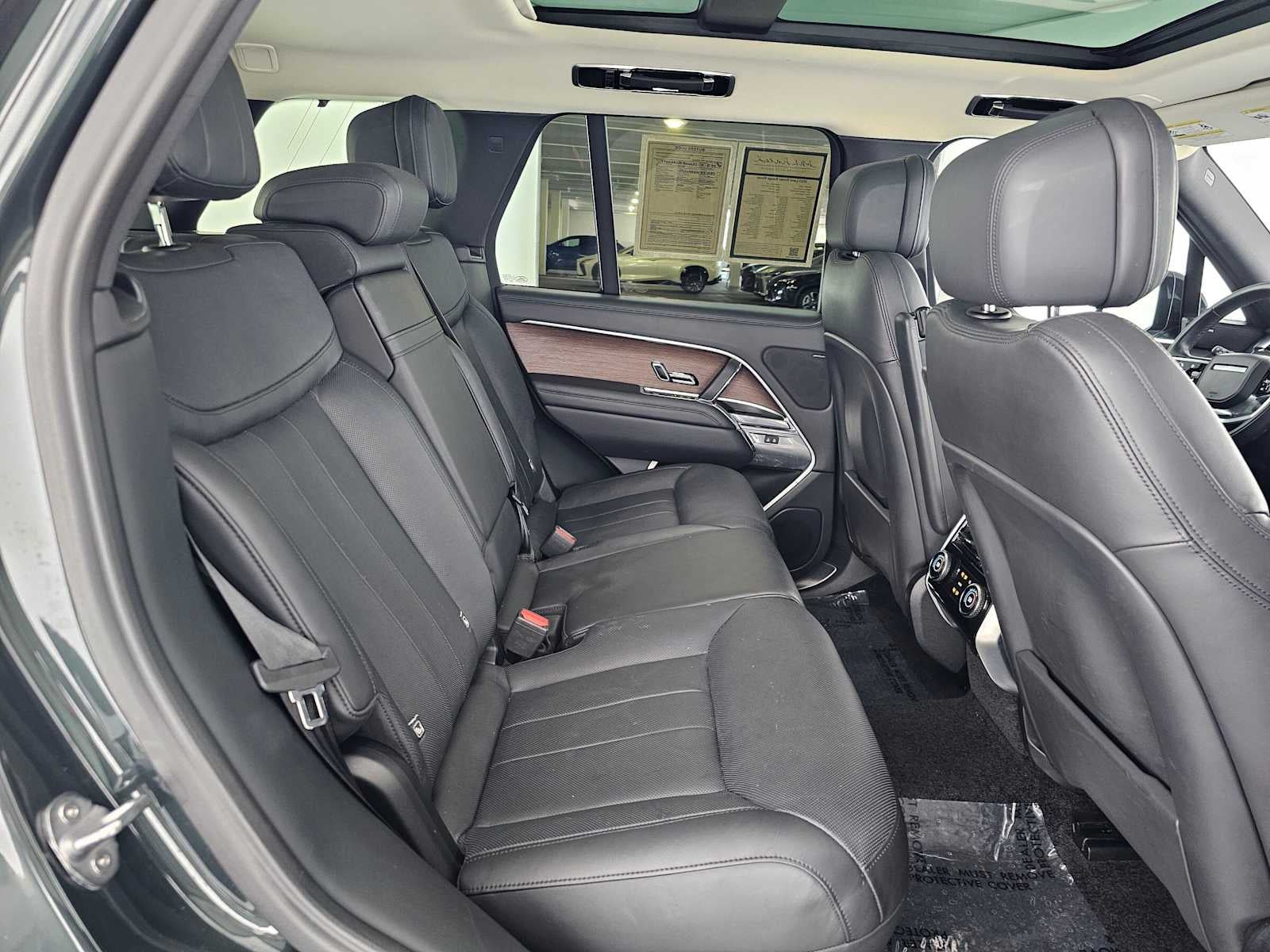 2023 Land Rover Range Rover SE