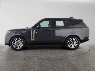 2023 Land Rover Range Rover SE