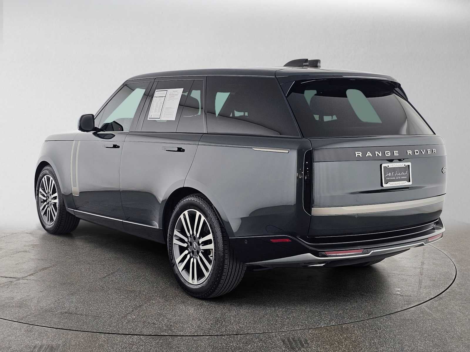 2023 Land Rover Range Rover SE