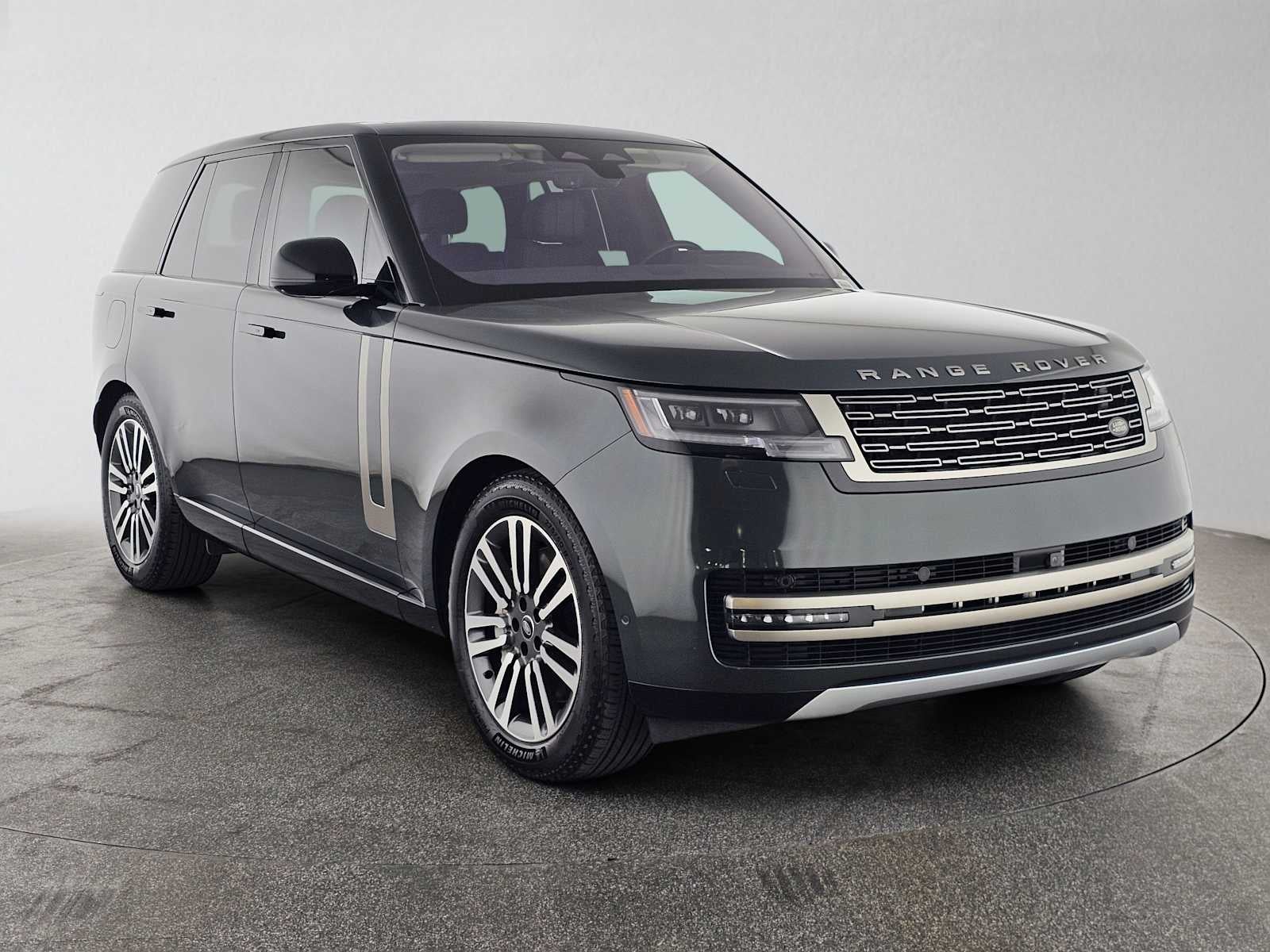 2023 Land Rover Range Rover SE